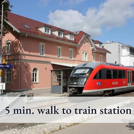 Sehr Gemütliche Ferienwohnung In Bester Lage Mit Sonnenbalkon L Innenstadtnähe L 1 Minute Zum Bahnhof L Küche L Großer Schreibtisch L Tv L Free-wlan L Willkommen Im Hallo!-apartment 9